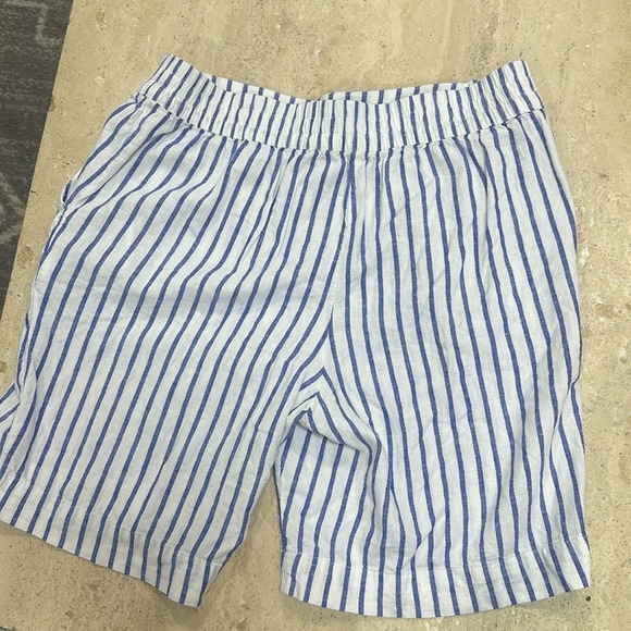 Excellent Women's Croft & Barrow® Breezy Soft Stripe Shorts Size M - Picture 4 of 10
